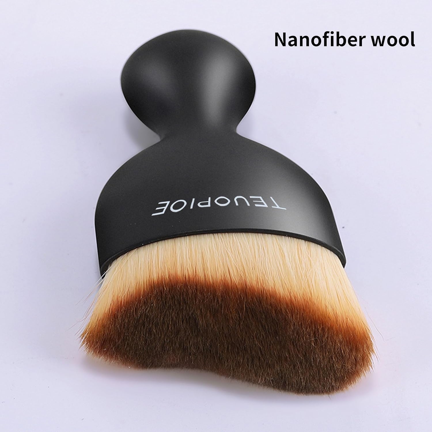 Car Interior Detailing Brush - Soft Hair Dusting Tool for Air Vents and Surfaces (Brown)